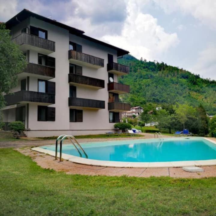 Appartamento Levico Lake レーヴィコ・テルメ エクステリア 写真